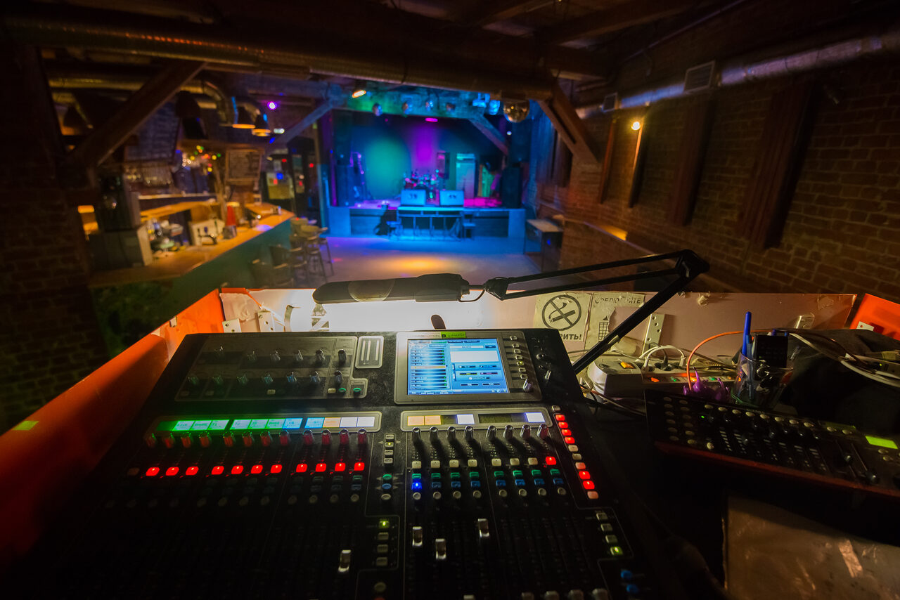 Арендовать Лофт-клуб в центре города