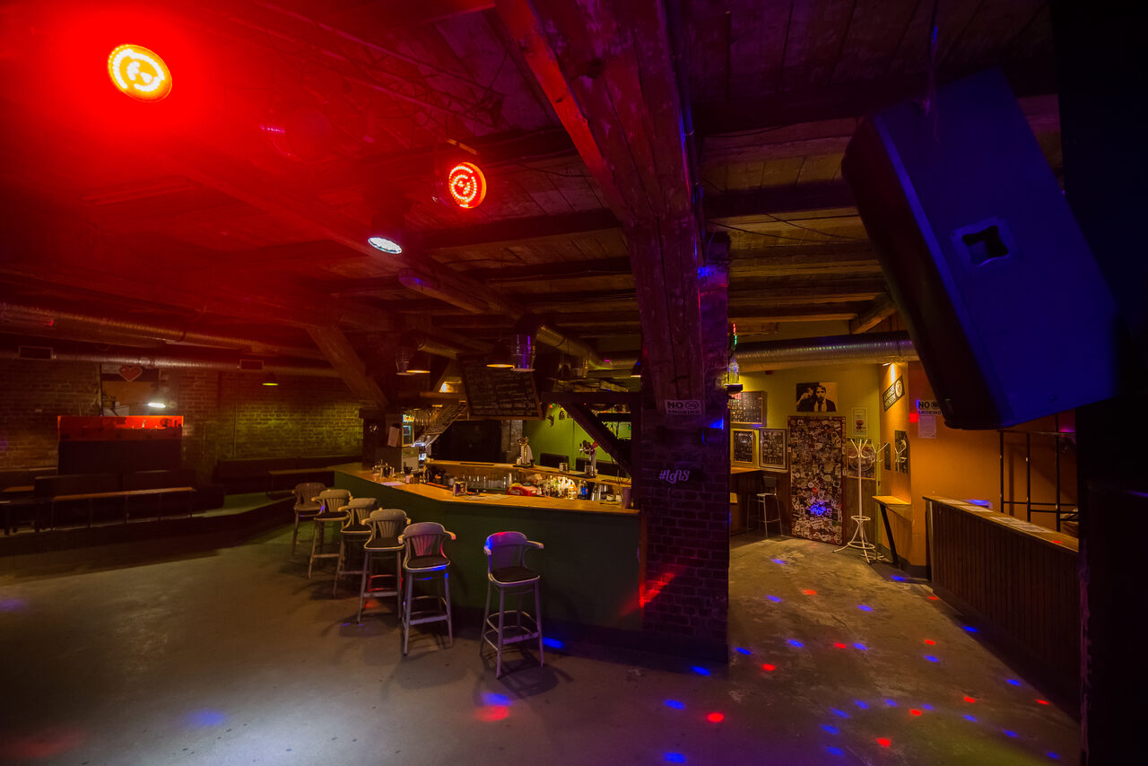 Арендовать Лофт-клуб в центре города