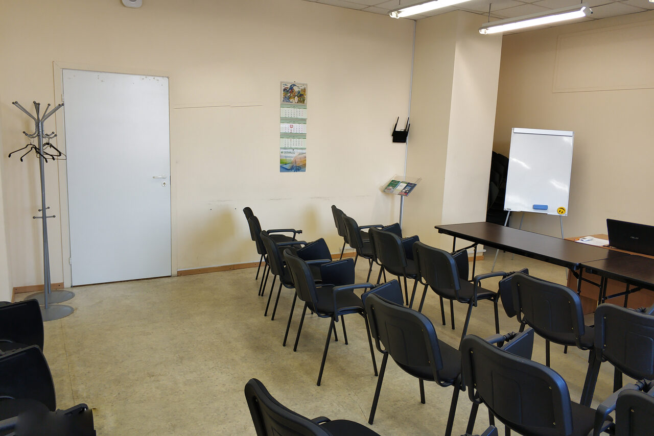 Арендовать Hall in the center for educational events