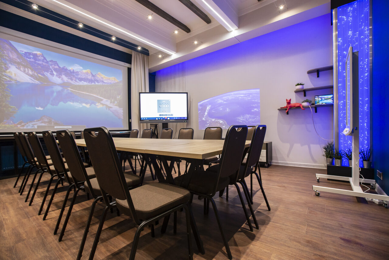 Арендовать Лофт для работы и отдыха