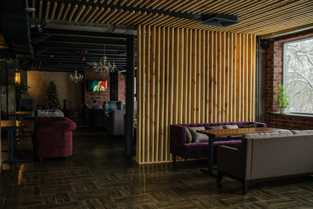 Арендовать World Lounge