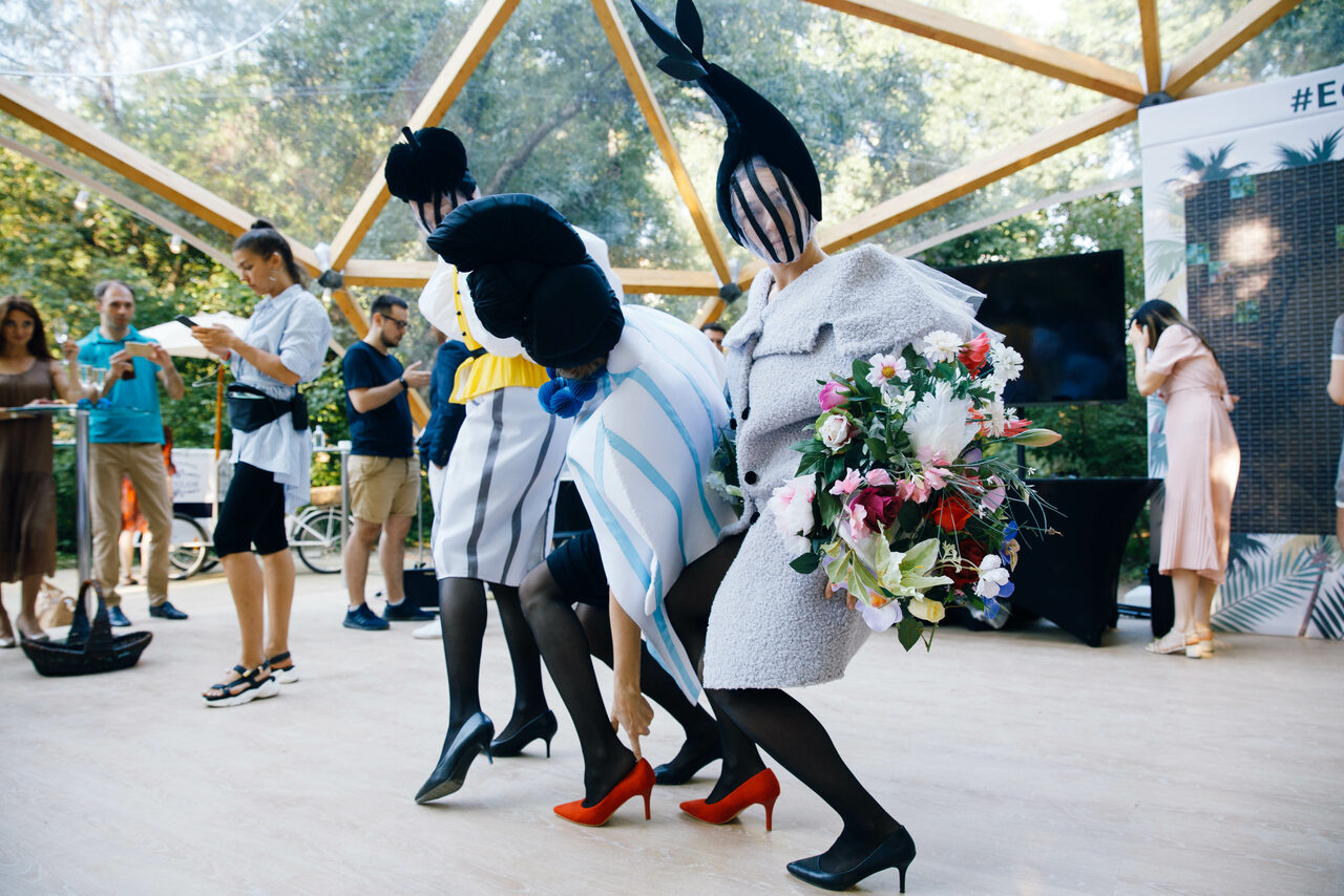 Арендовать Ryabov Loft Мультиформатный шатер