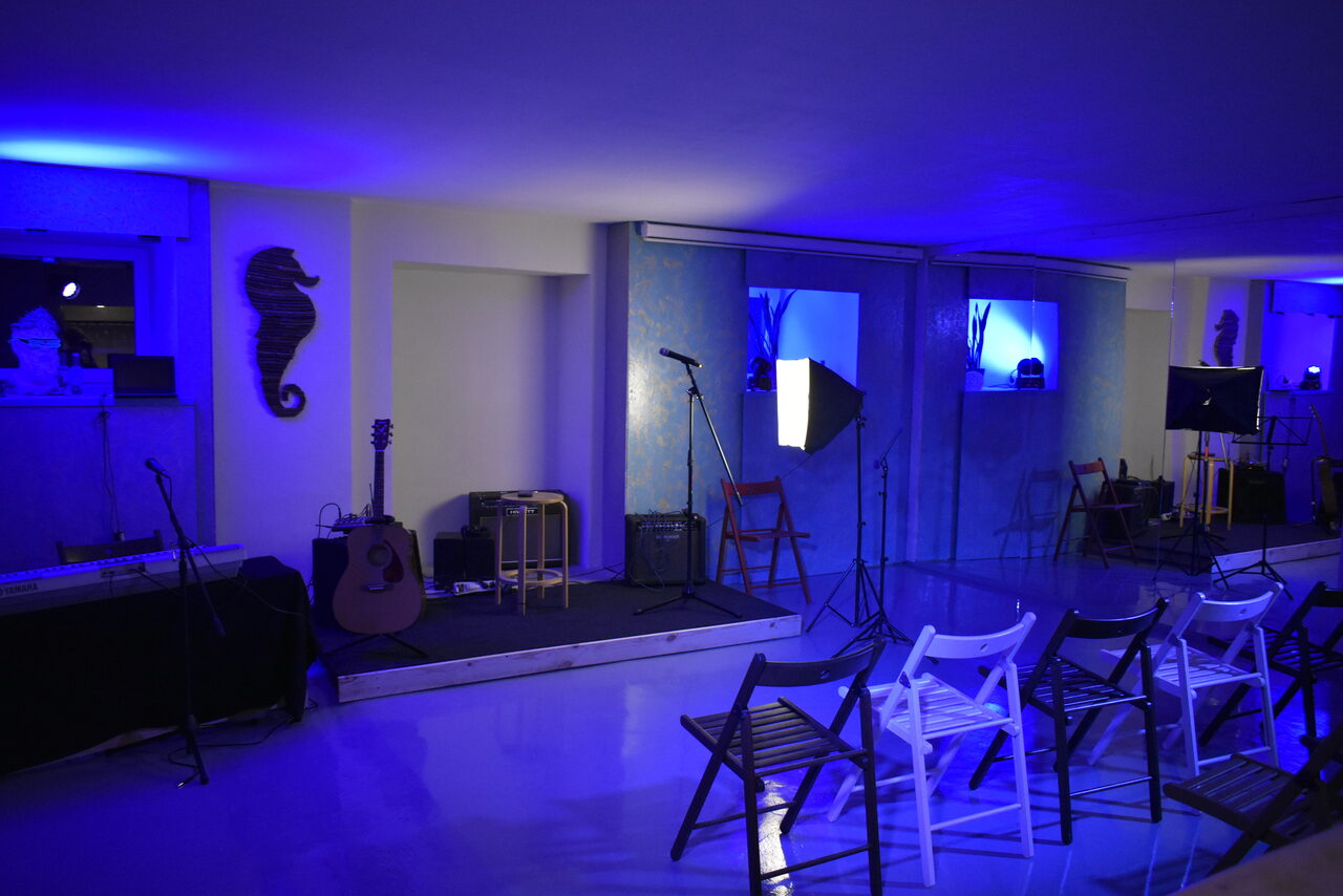 Арендовать Loft in the historic city center