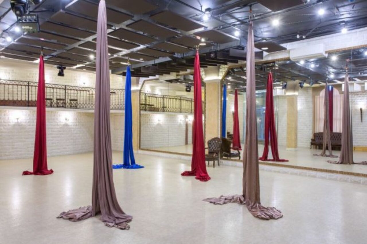 Арендовать Над дождём Площадка в Санкт-Петербурге 