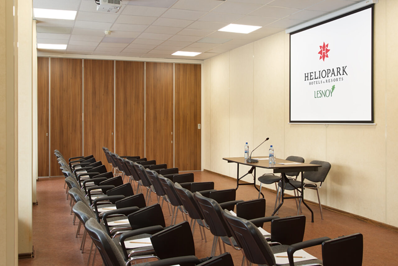Арендовать HELIOPARK Lesnoy конференц-зал