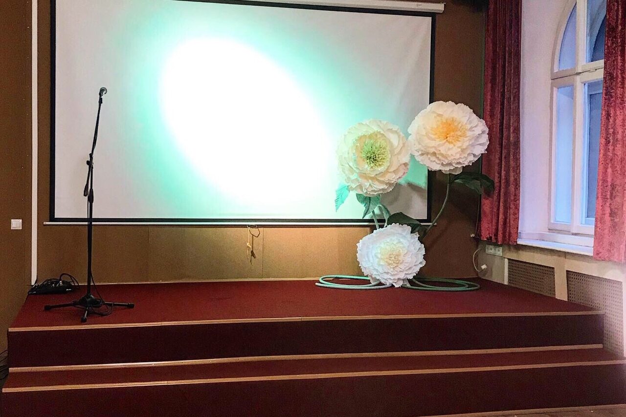 Арендовать Лофт с арочными окнами