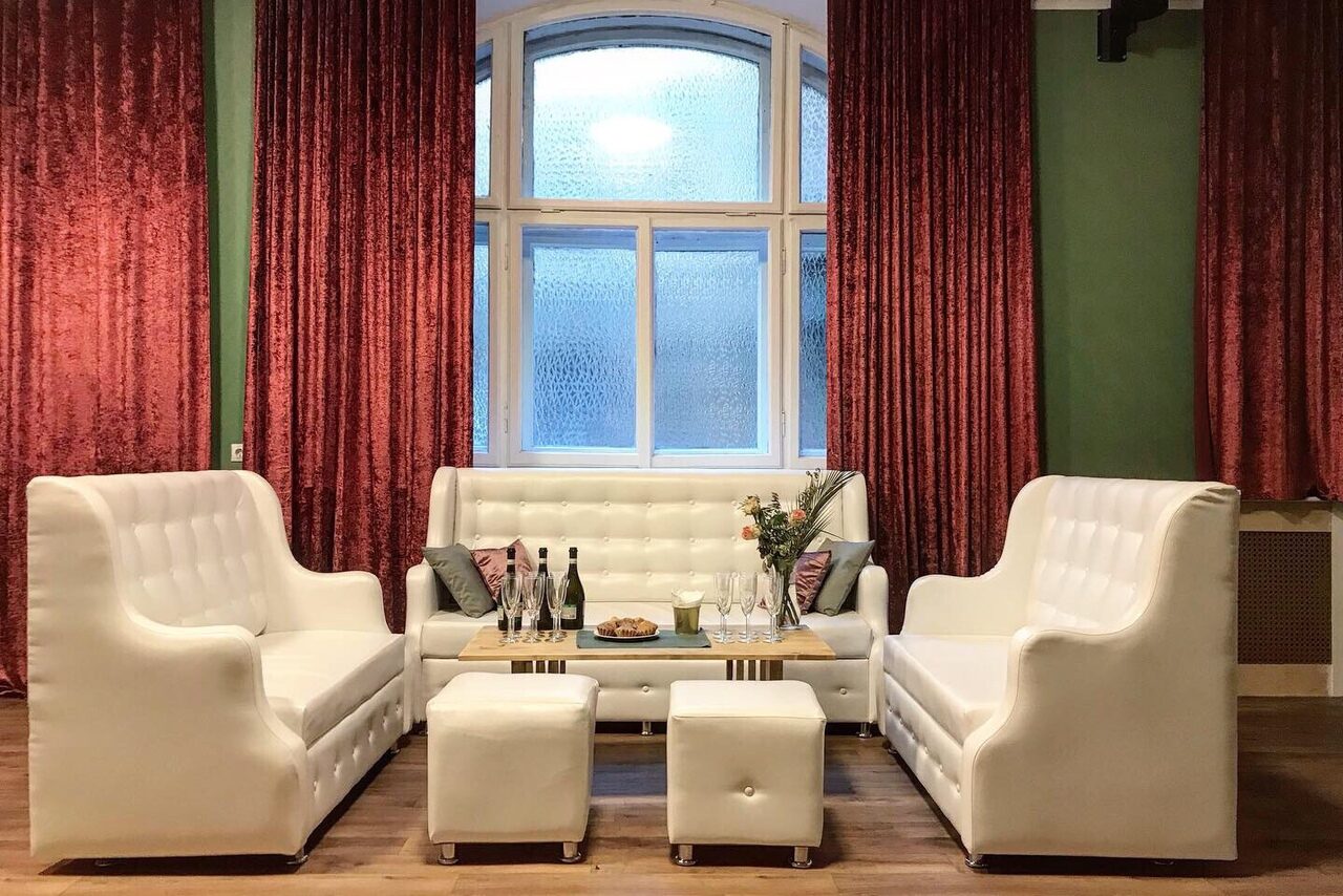 Арендовать Лофт с арочными окнами