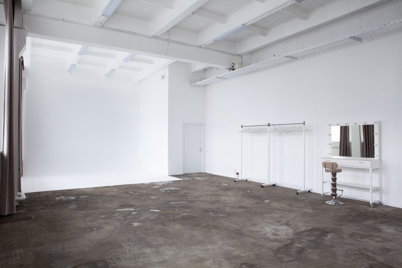 Арендовать Светлое помещение в стиле лофт