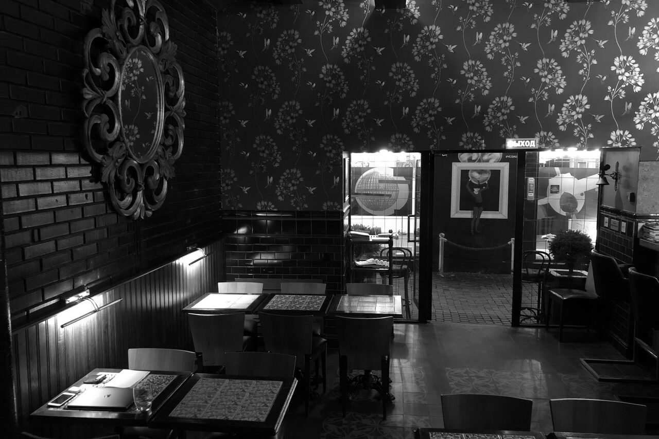 Арендовать Edward`s pub. Лофт в стиле английского паба 