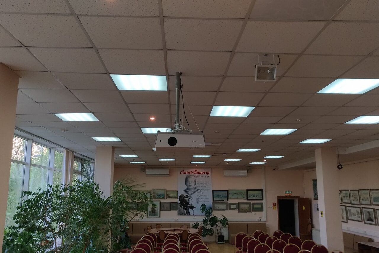 Арендовать Библиотека № 4 имени Е.А. Фурцевой Конференц-зал с акустикой