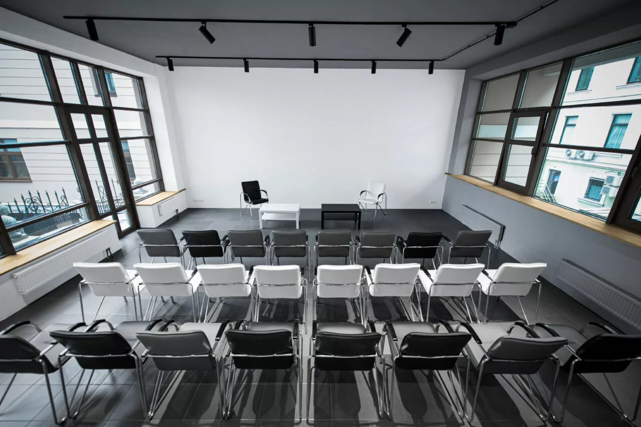 конференц-зал