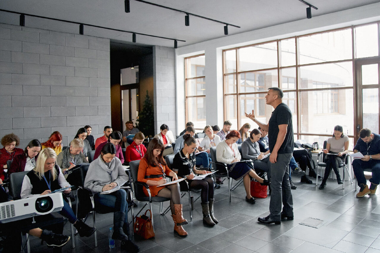 Арендовать Конференц-зал в лофте в центре Москвы