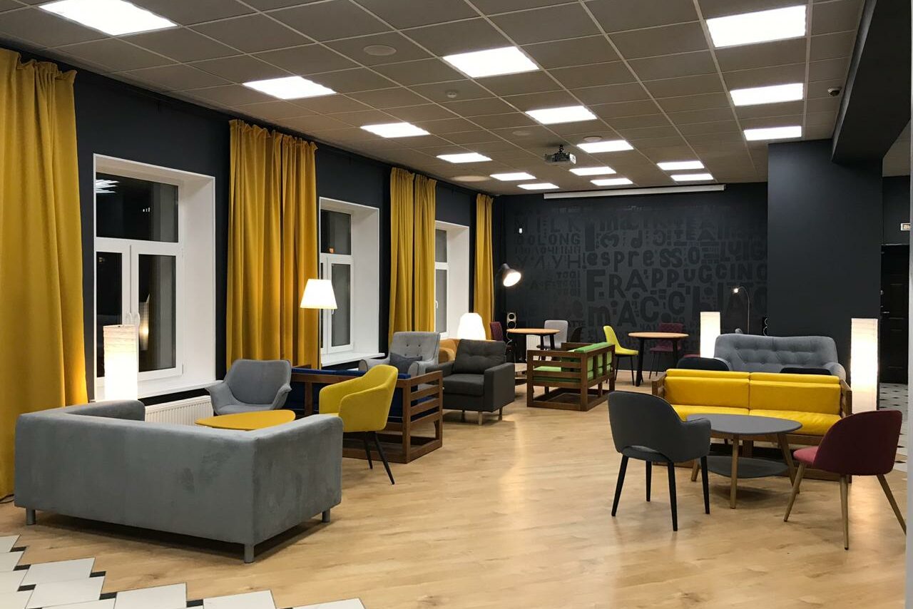 Арендовать Многофункциональное помещение с современным модным интерьеро