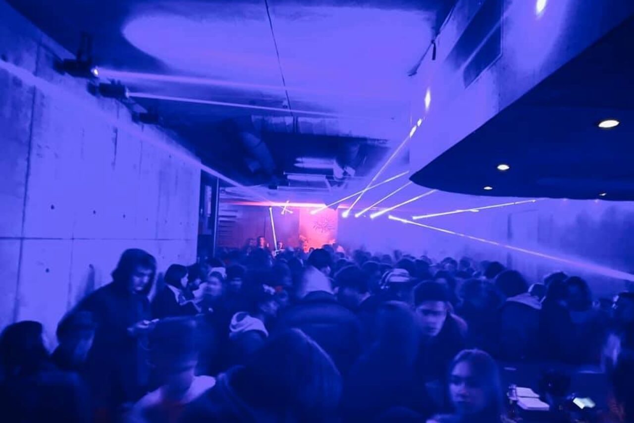 Арендовать Клубное пространство с выходом на крышу