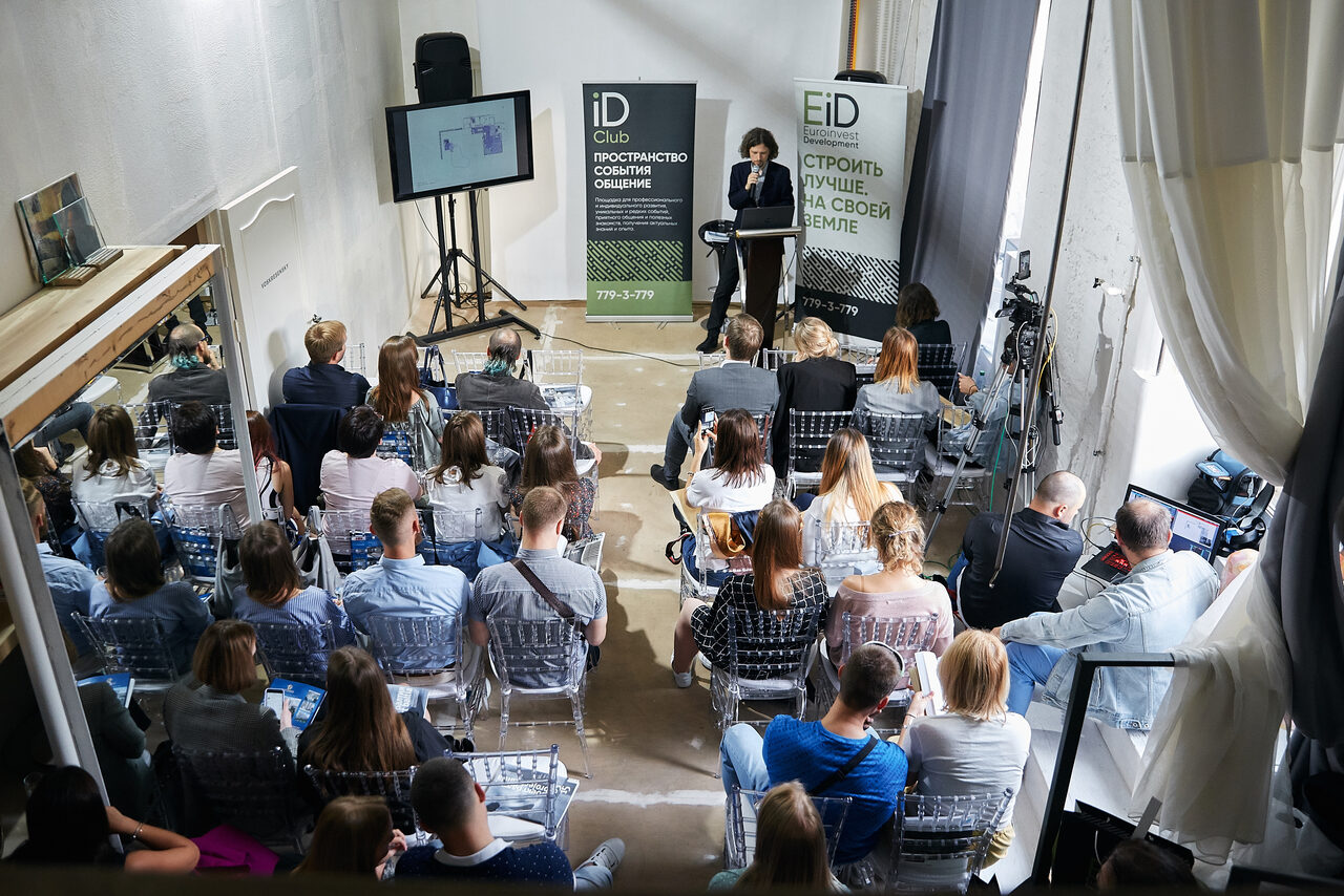 Арендовать Лофт-студия с балконом