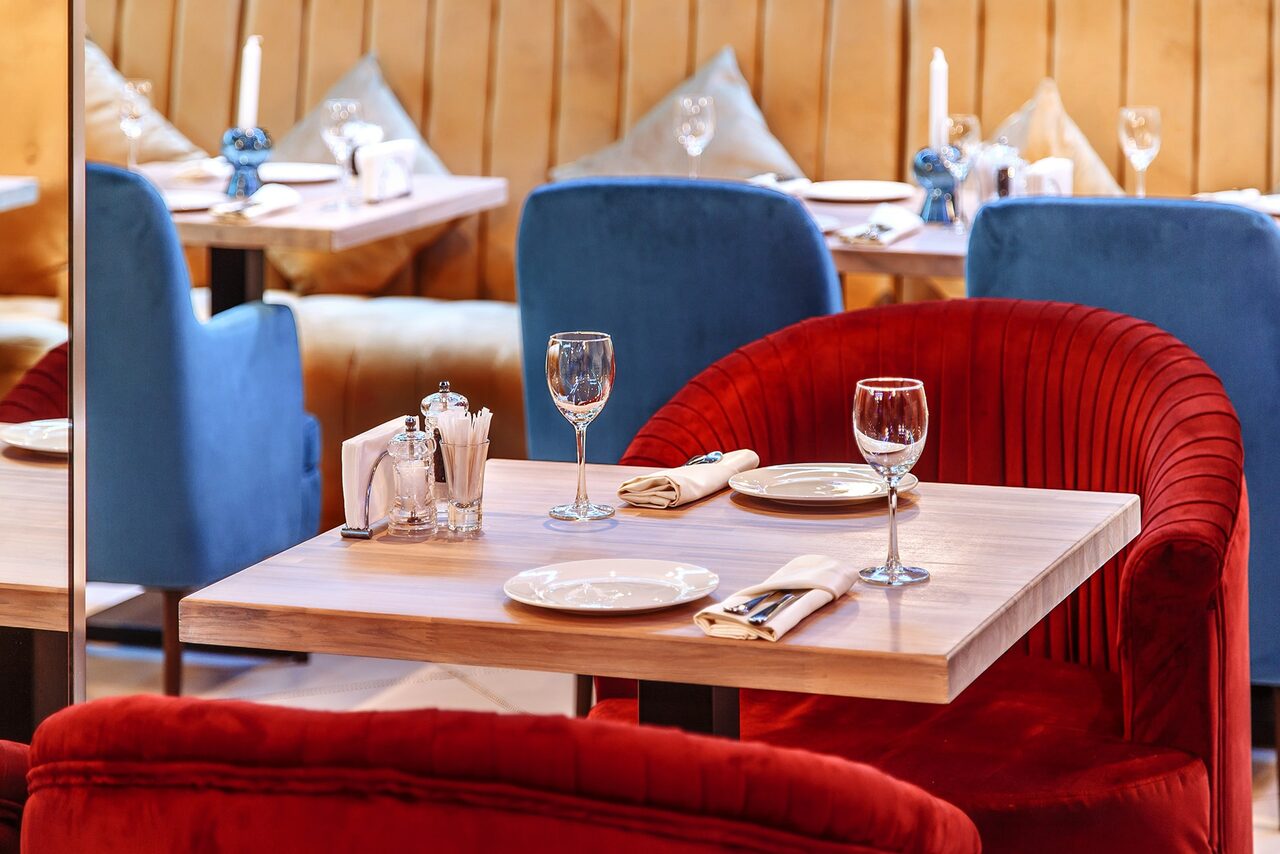 Арендовать GOLDMEMBAR. Бар-ресторан в центре города под закрытие