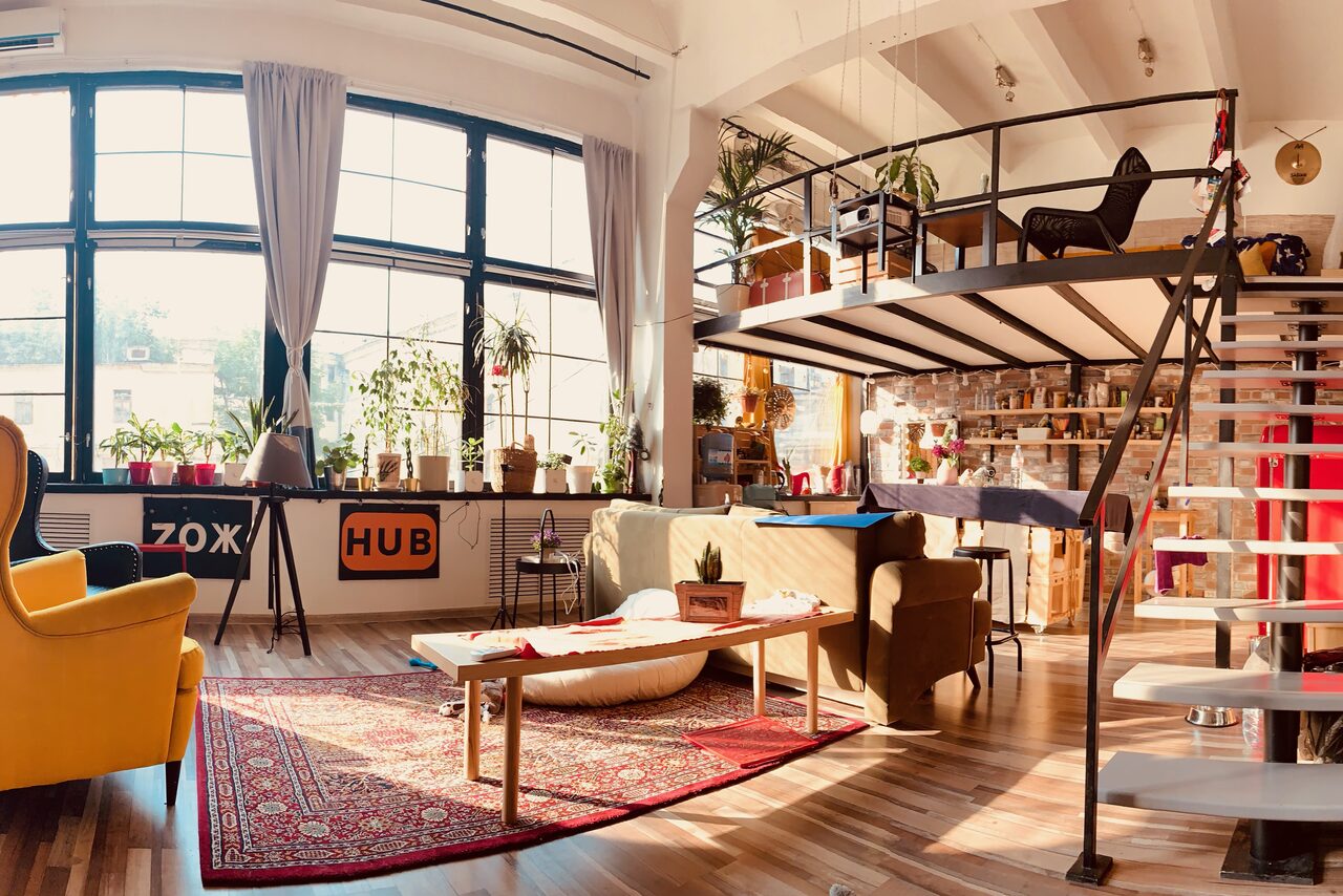 Арендовать Двухуровневая арт-студия