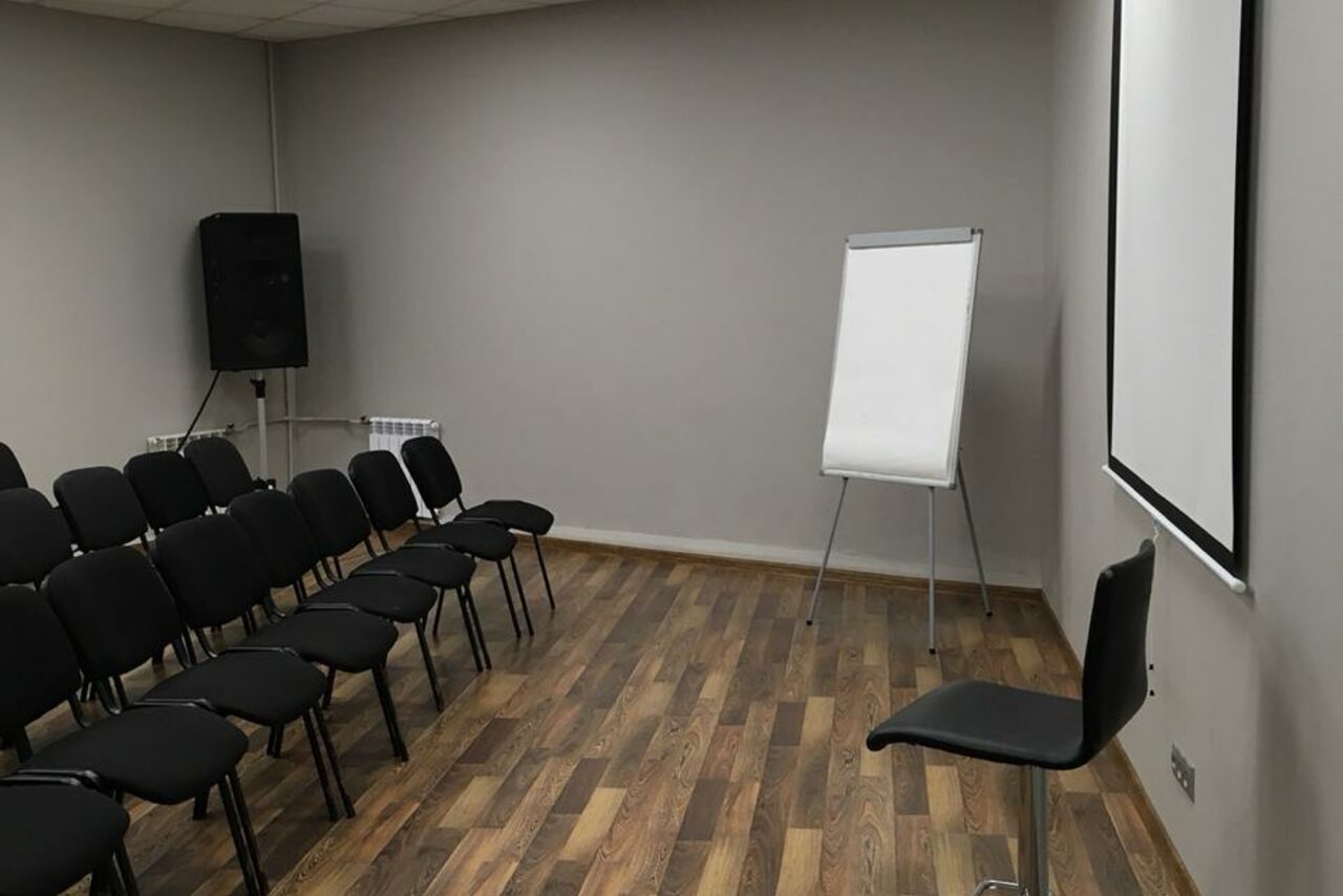 Арендовать Abrikos Hostel. Абрикос Хостел