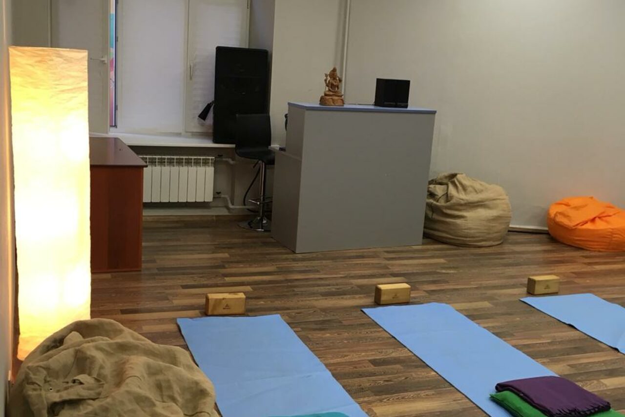 Арендовать Abrikos Hostel. Абрикос Хостел