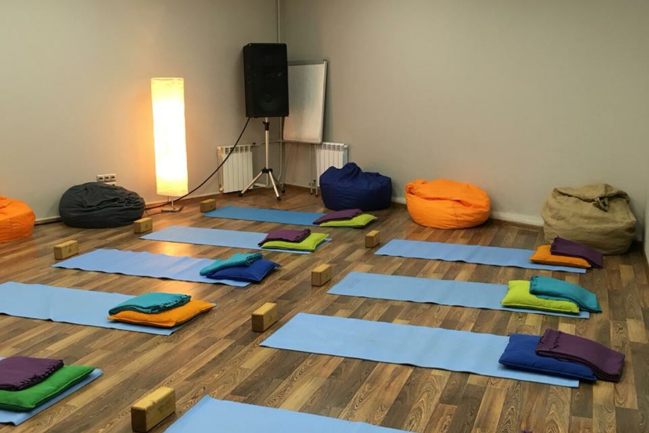 Арендовать Abrikos Hostel. Абрикос Хостел