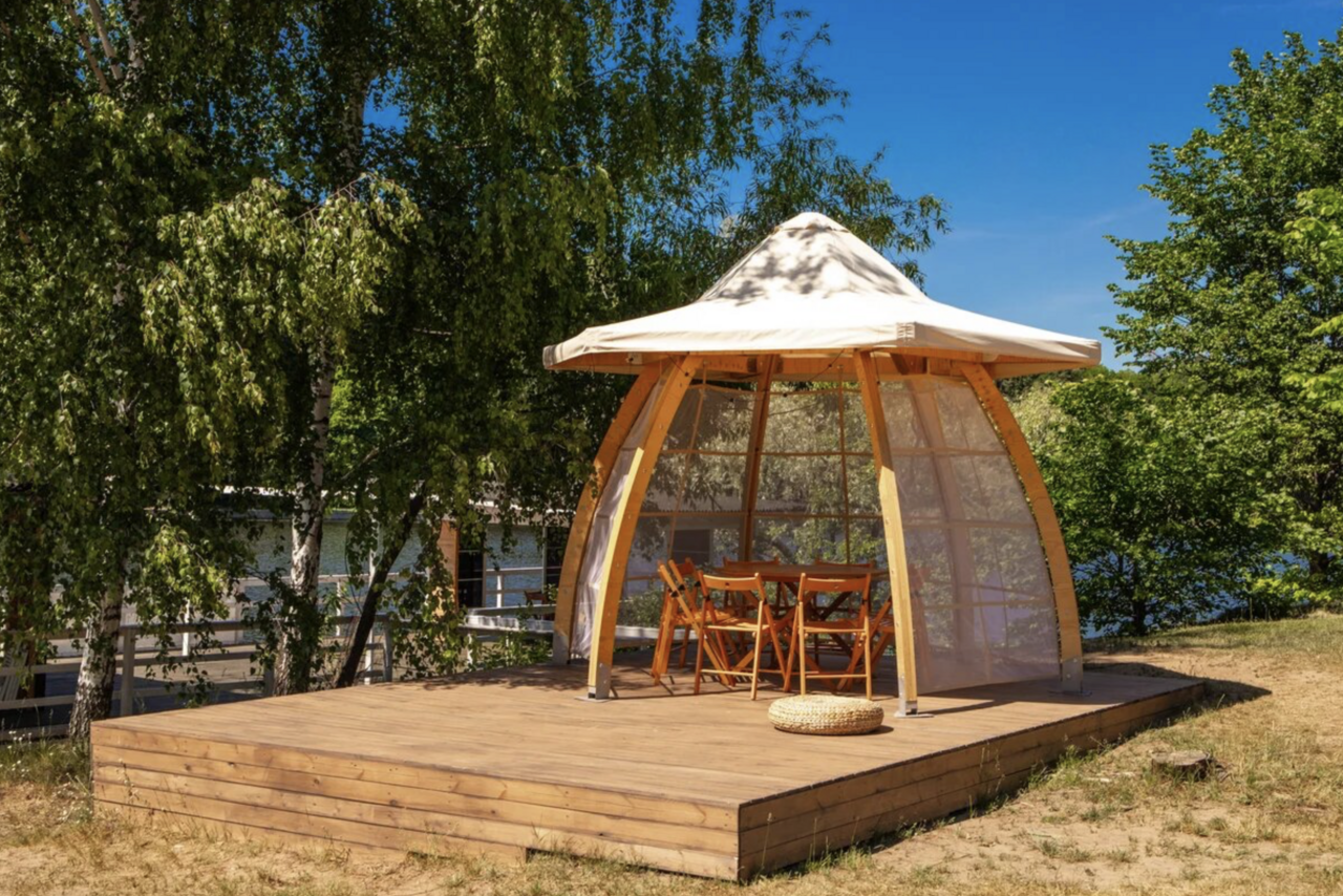 Арендовать La Plage. БЕСЕДКА TAMAGO