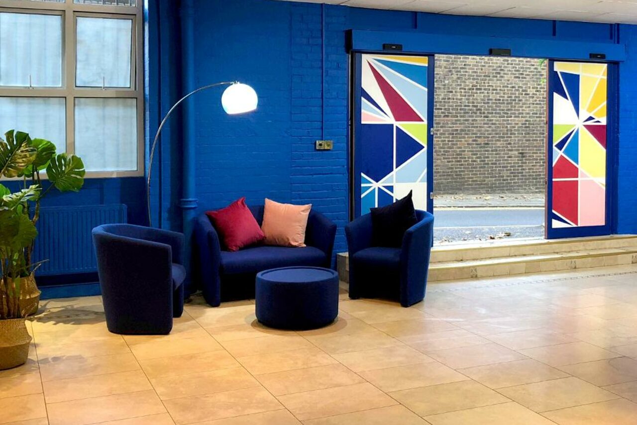 Арендовать Conference Room at London Art House