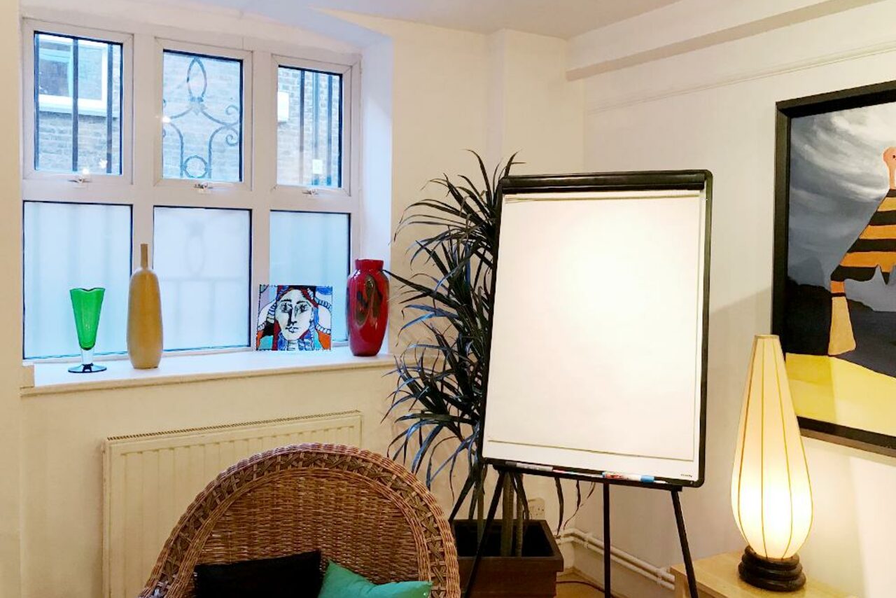 Арендовать Picasso at London Art House