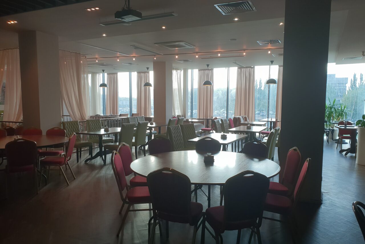 Арендовать Видовой ресторан под закрытие