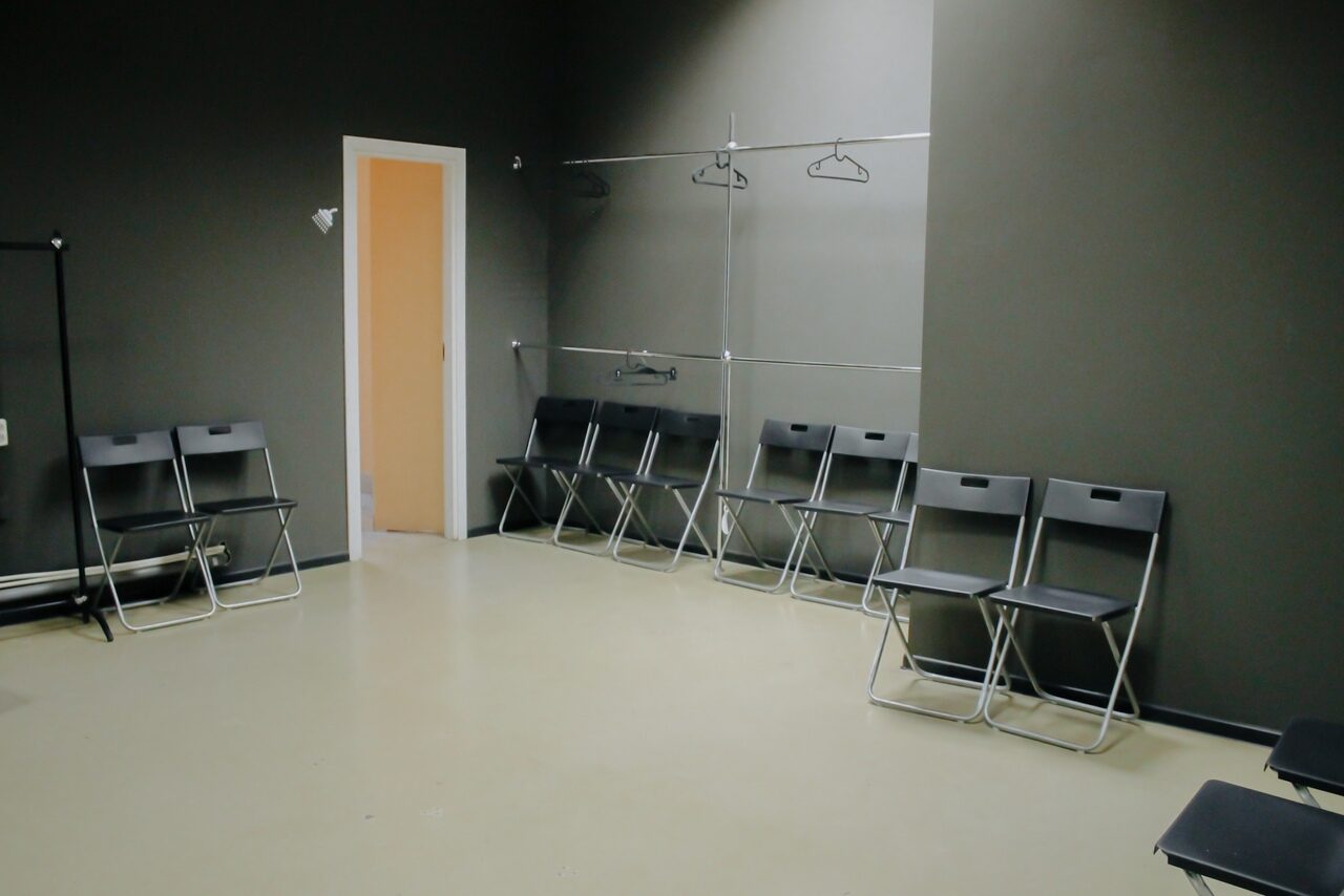 Арендовать Summertime Swing Зал для репетиций и мероприятий