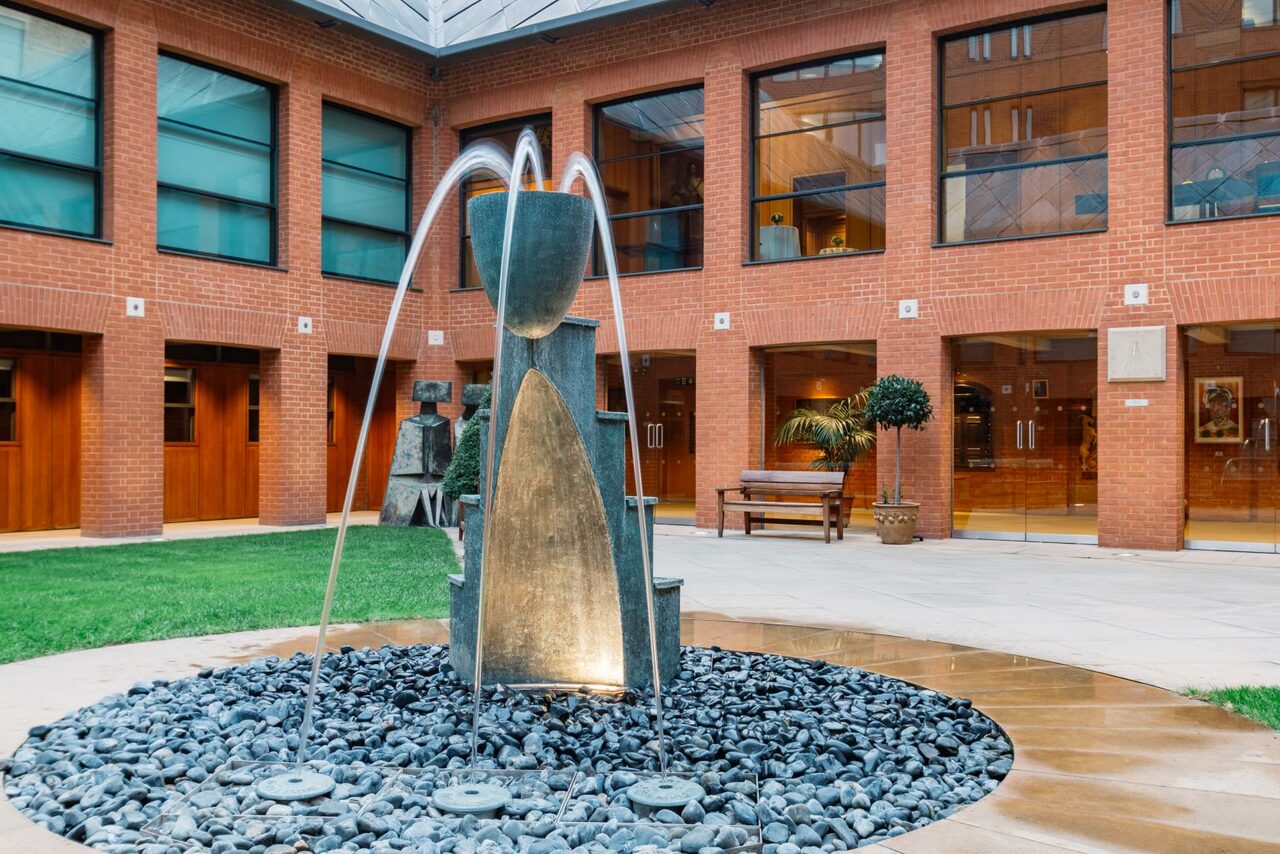 Арендовать Courtyard and Orangery at Haberdashers' Hall