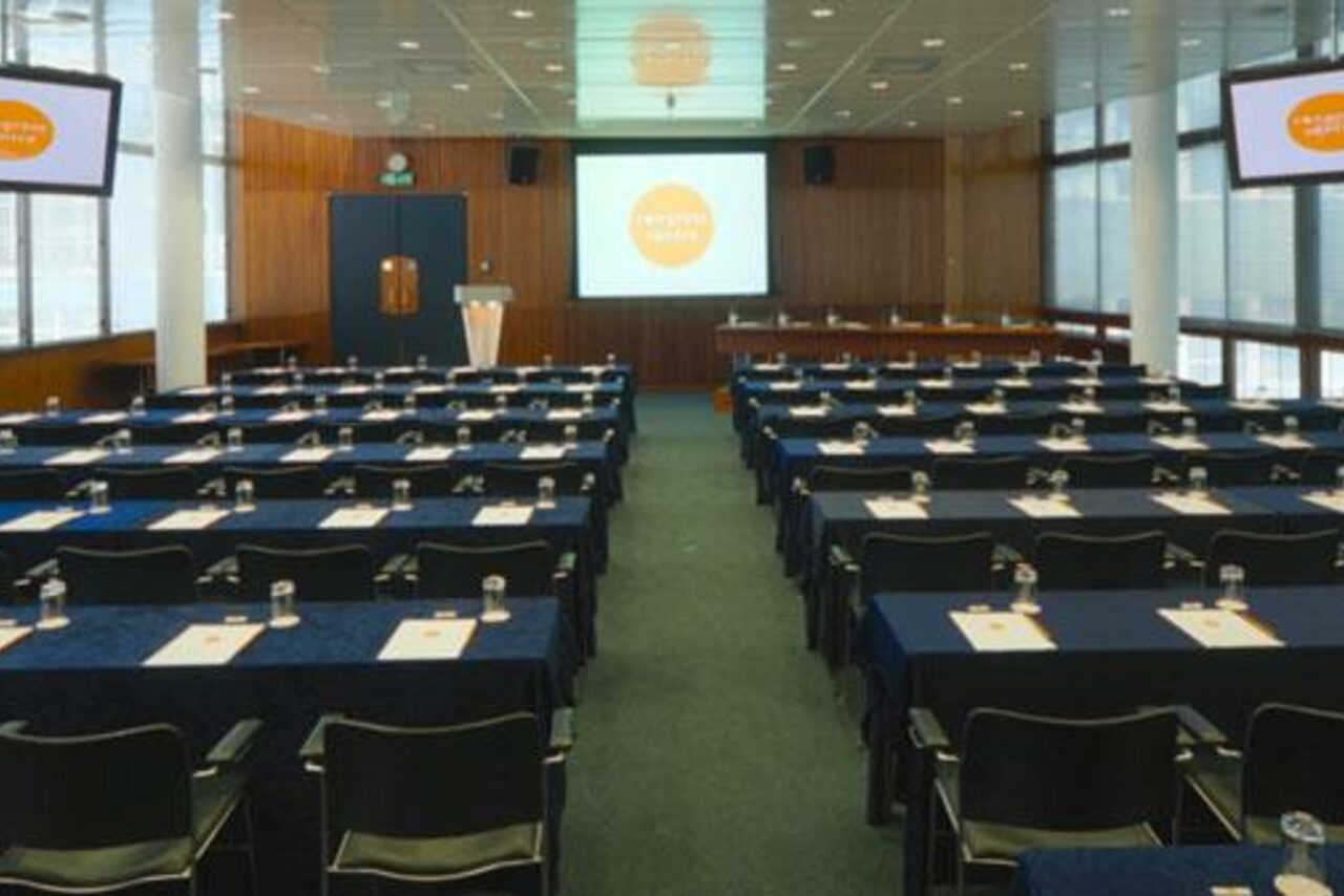 Арендовать The Council Chamber at Congress Centre