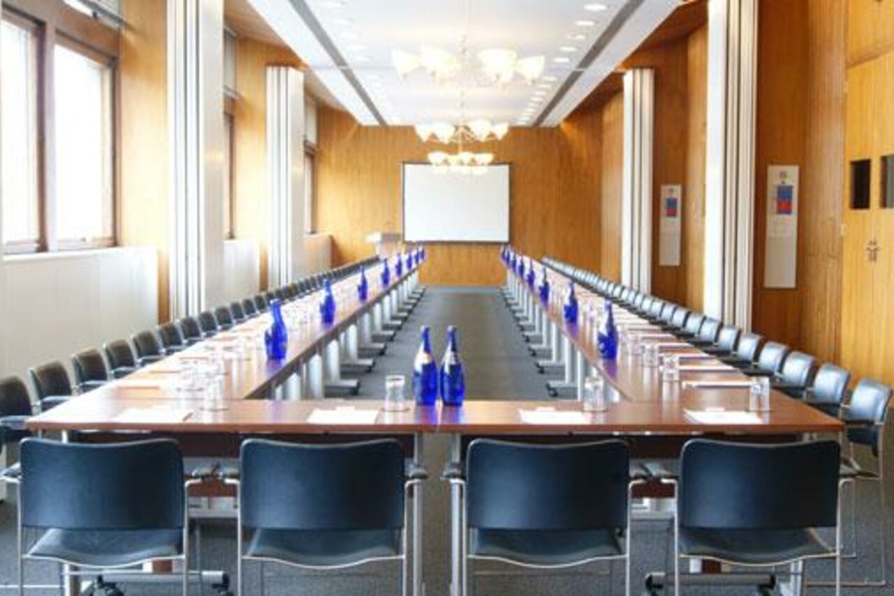 Арендовать Meeting Room 2 at Congress Centre