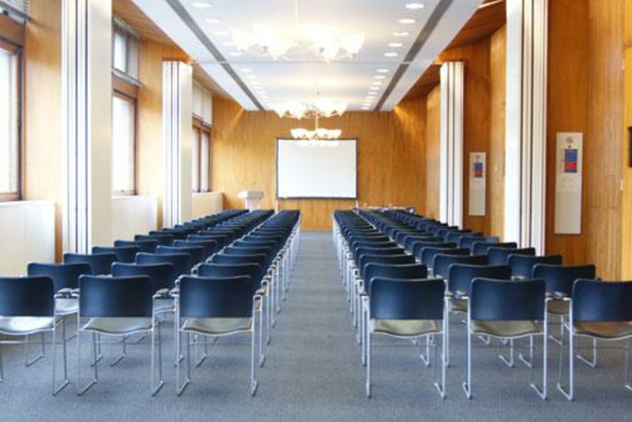 Арендовать Meeting Room 4 at Congress Centre