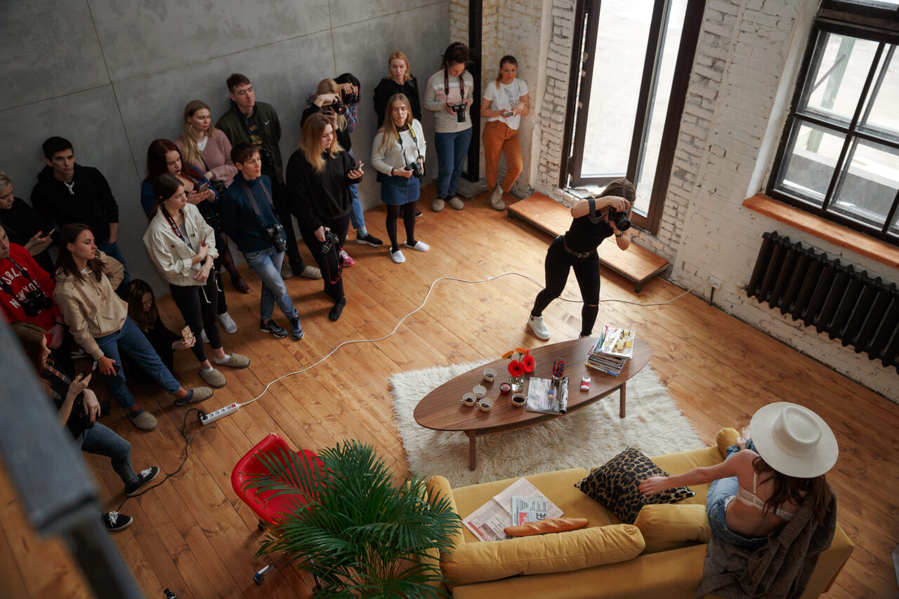 Арендовать Come In Loft Двухуровневый индустриальный лофт