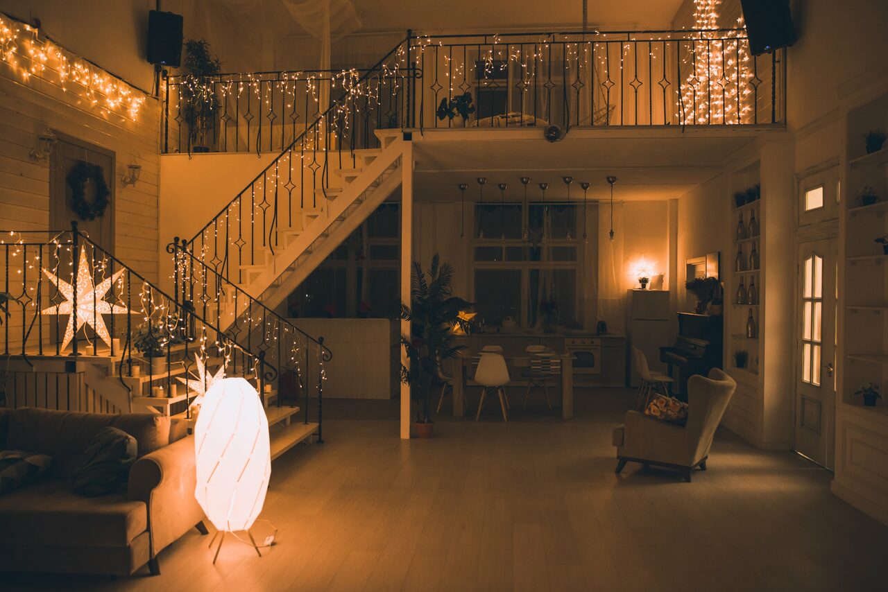 Арендовать Loft Red Star Двухэтажный лофт в светлых тонах