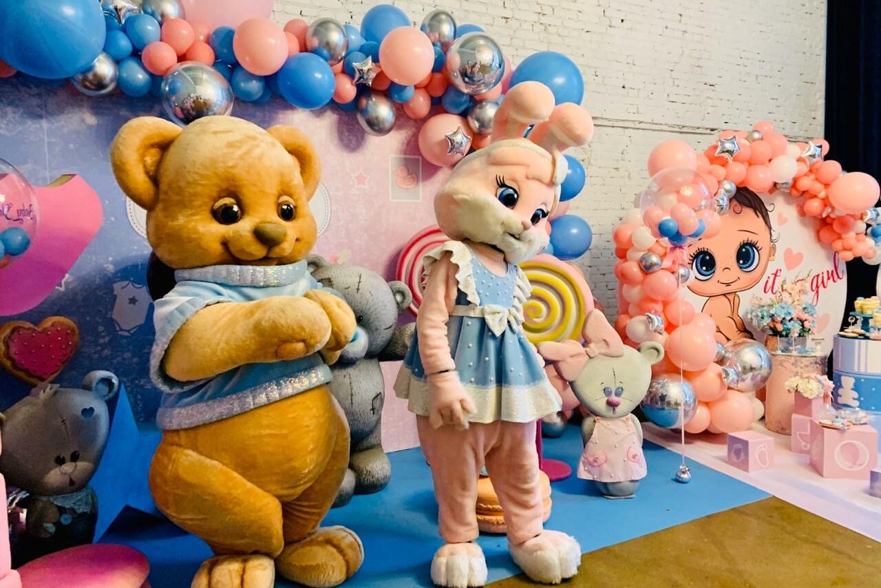 Арендовать Лофт Космос. Белый лофт в особняке