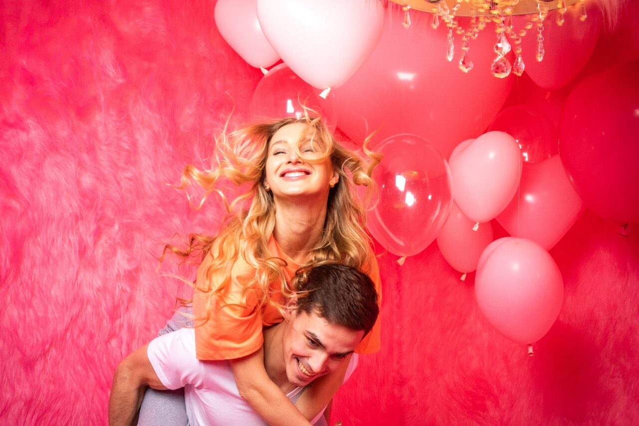 Арендовать Лофт Космос. Белый лофт в особняке