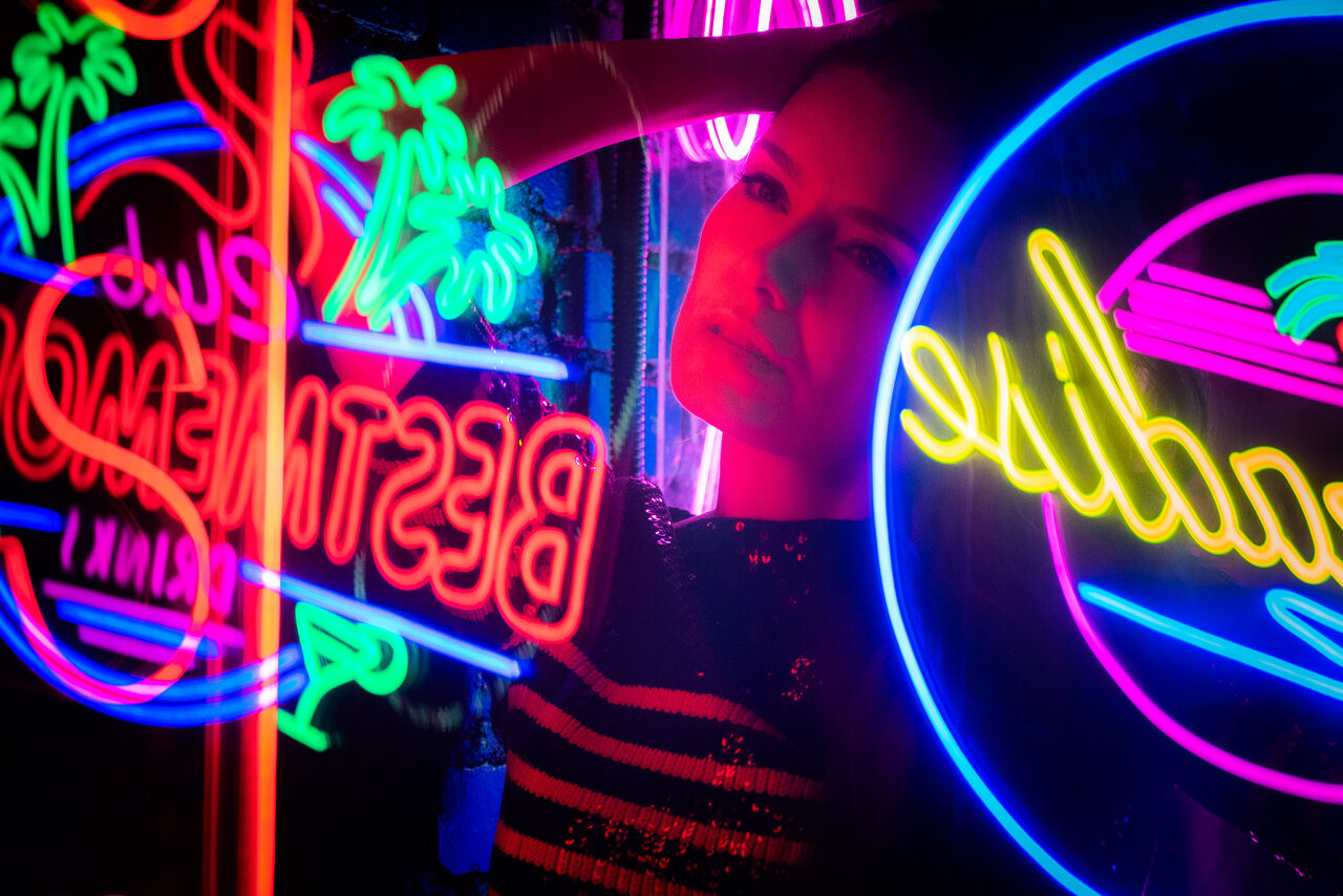 Арендовать Лофт Космос. Белый лофт в особняке