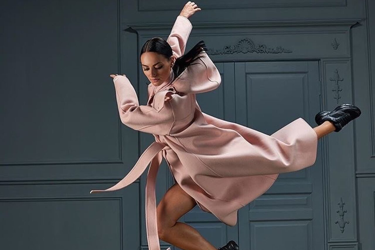 Арендовать Лофт Космос. Белый лофт в особняке