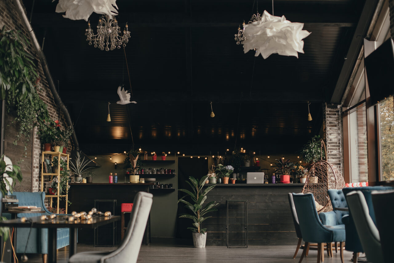 Арендовать Над Москвой Светлый лофт с высокими потолками