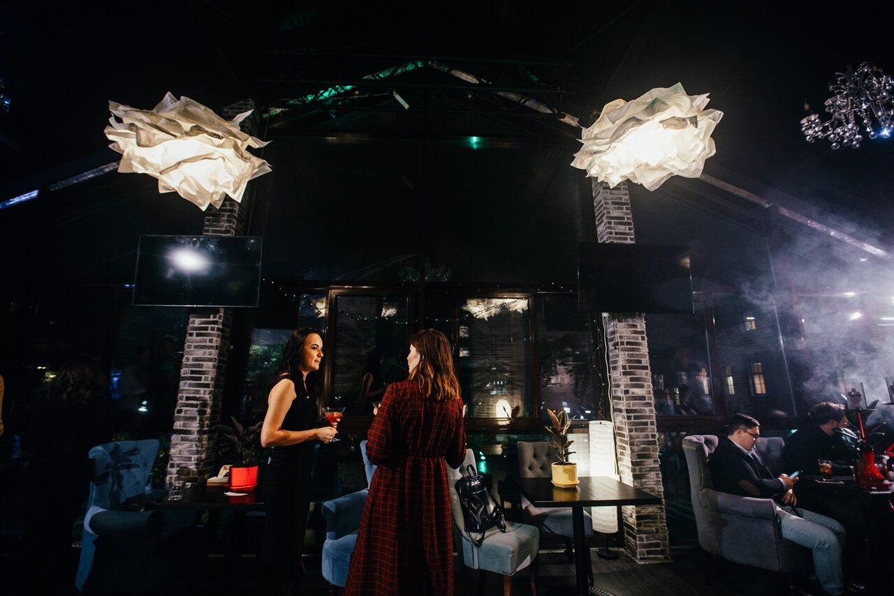 Арендовать Над Москвой Светлый лофт с высокими потолками