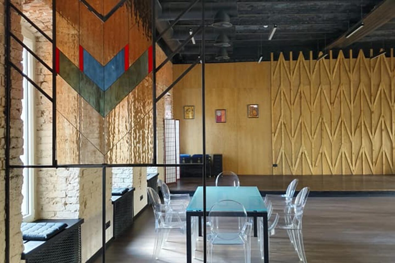 Арендовать LOFT SPACE MFASHION - пространство с уникальными элементами 