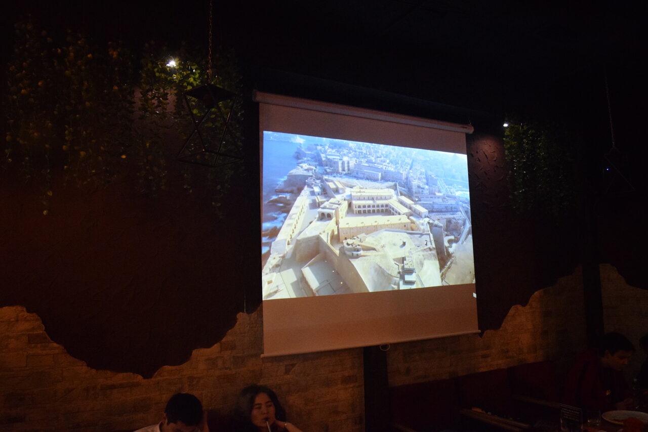 Арендовать KING PALACE LOUNGE BAR