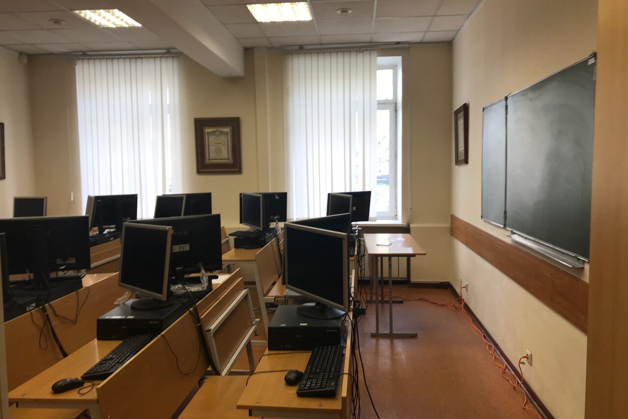Арендовать Аудитория с компьютерами