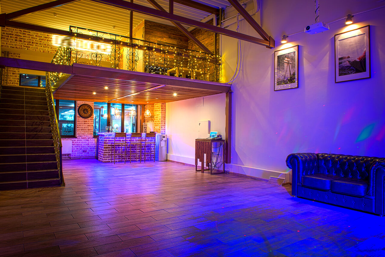 Арендовать Loft Lodge 4. Двухэтажный лофт для любых мероприятий