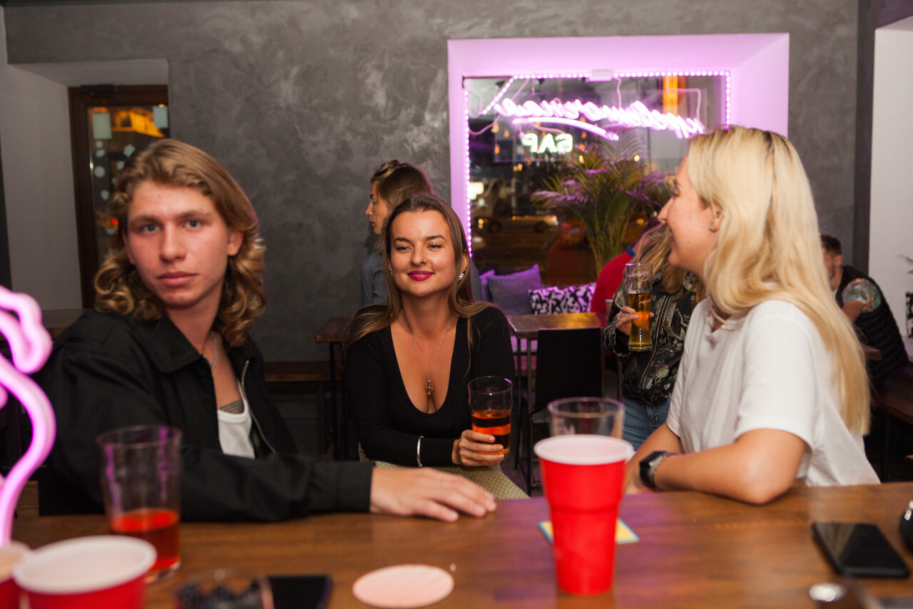 Арендовать Стильный бар