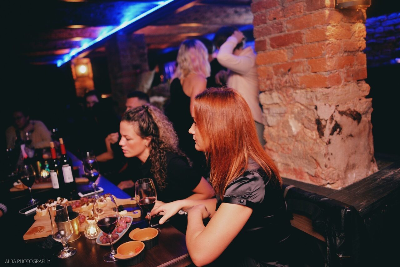 Арендовать Лофт в стиле винного погреба католического монастыря