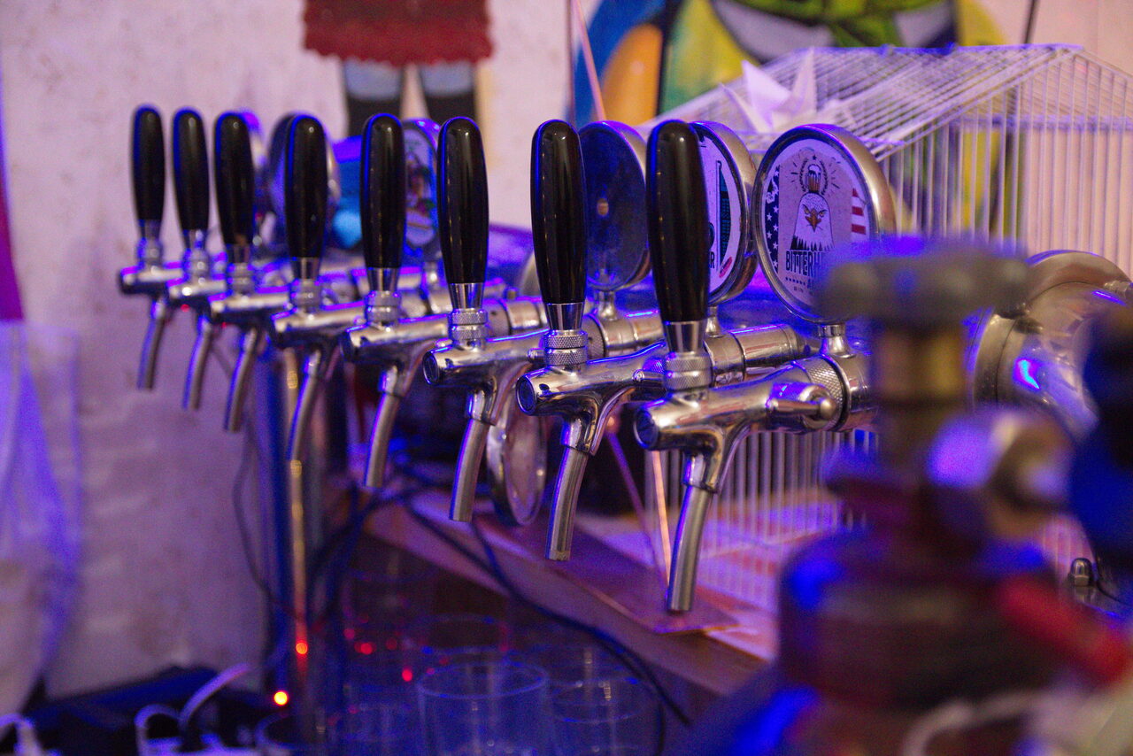 Арендовать Лофт с дизайнерскими стенами