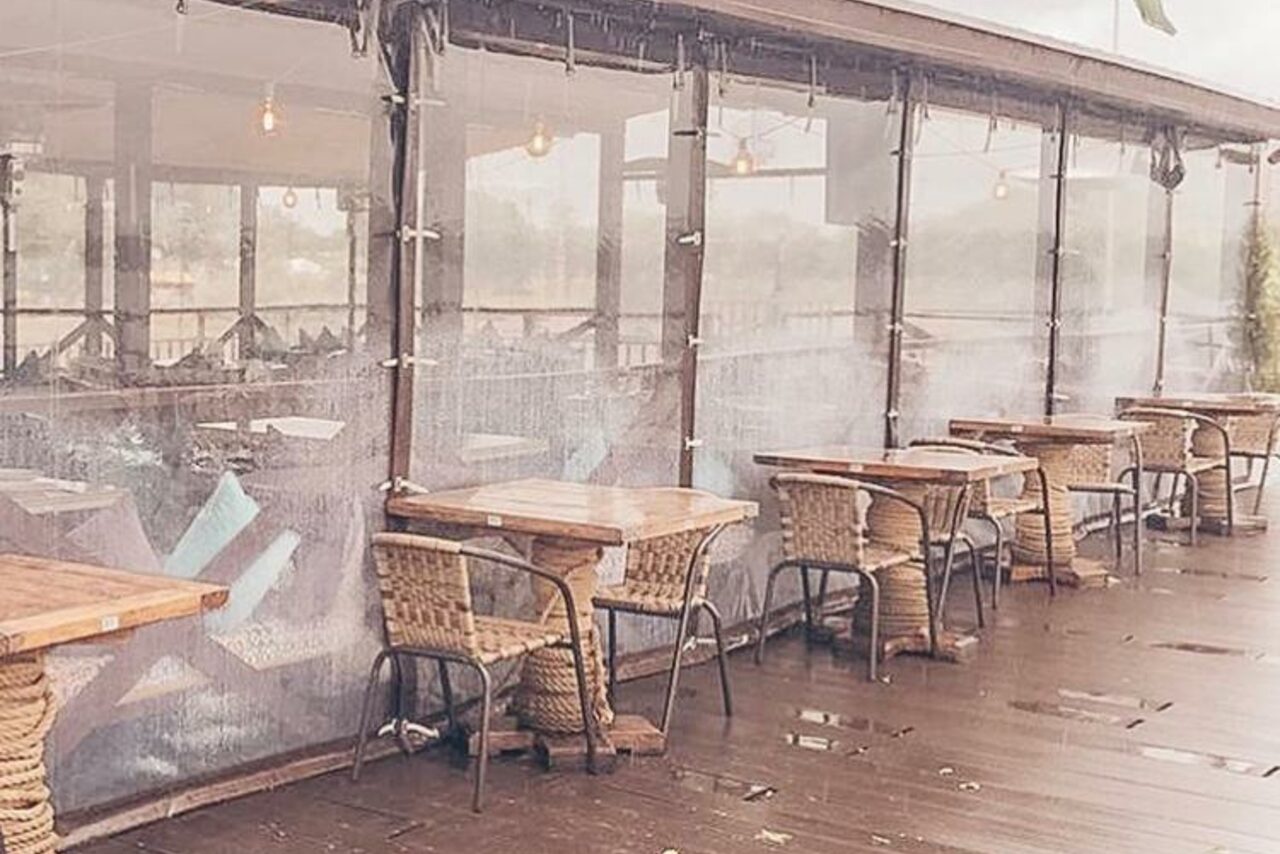 Арендовать Ресторан под закрытие с террасой у реки