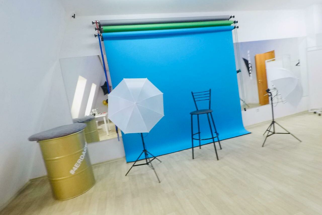 Арендовать Фотостудия с большой циклорамой